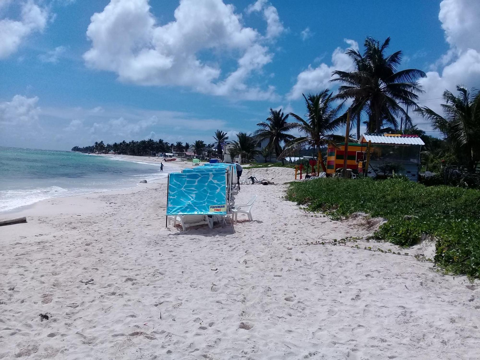 Victoria's Gennie Bay Village Hostal San Andrés Esterno foto